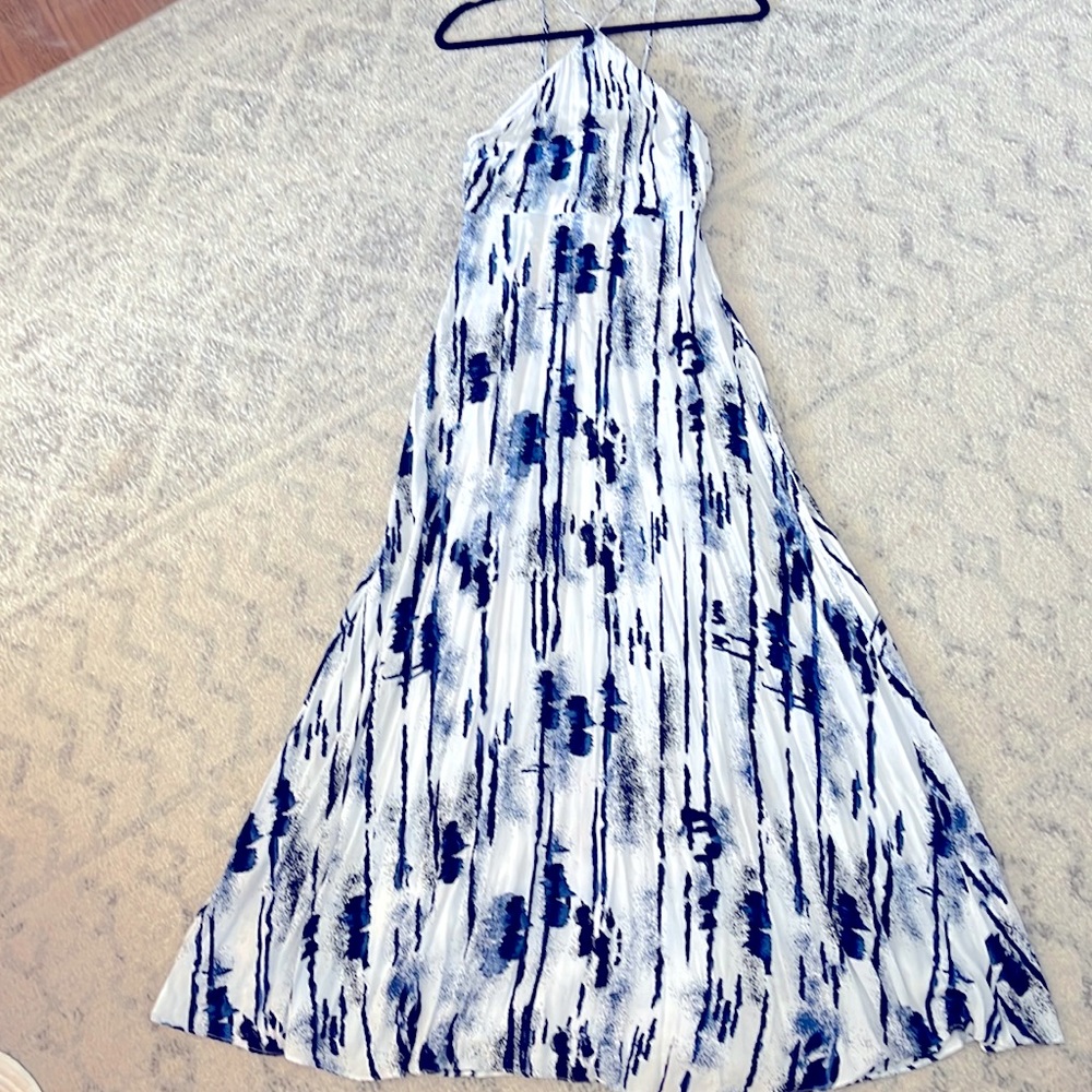 Lulus Womens Full Length, Full Skirt Maxi Dress - Spaghetti Straps - Medium